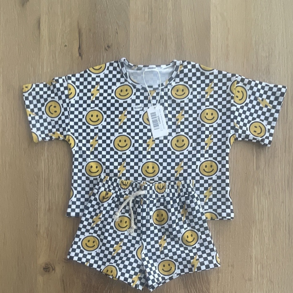 NWT little one shop Unisex 18-24M 2pc Check Smiley Short Sleeve Tee & Shorts